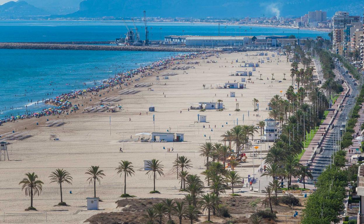 Gandia crea el plan de contigencia y fija el número de bañistas en las